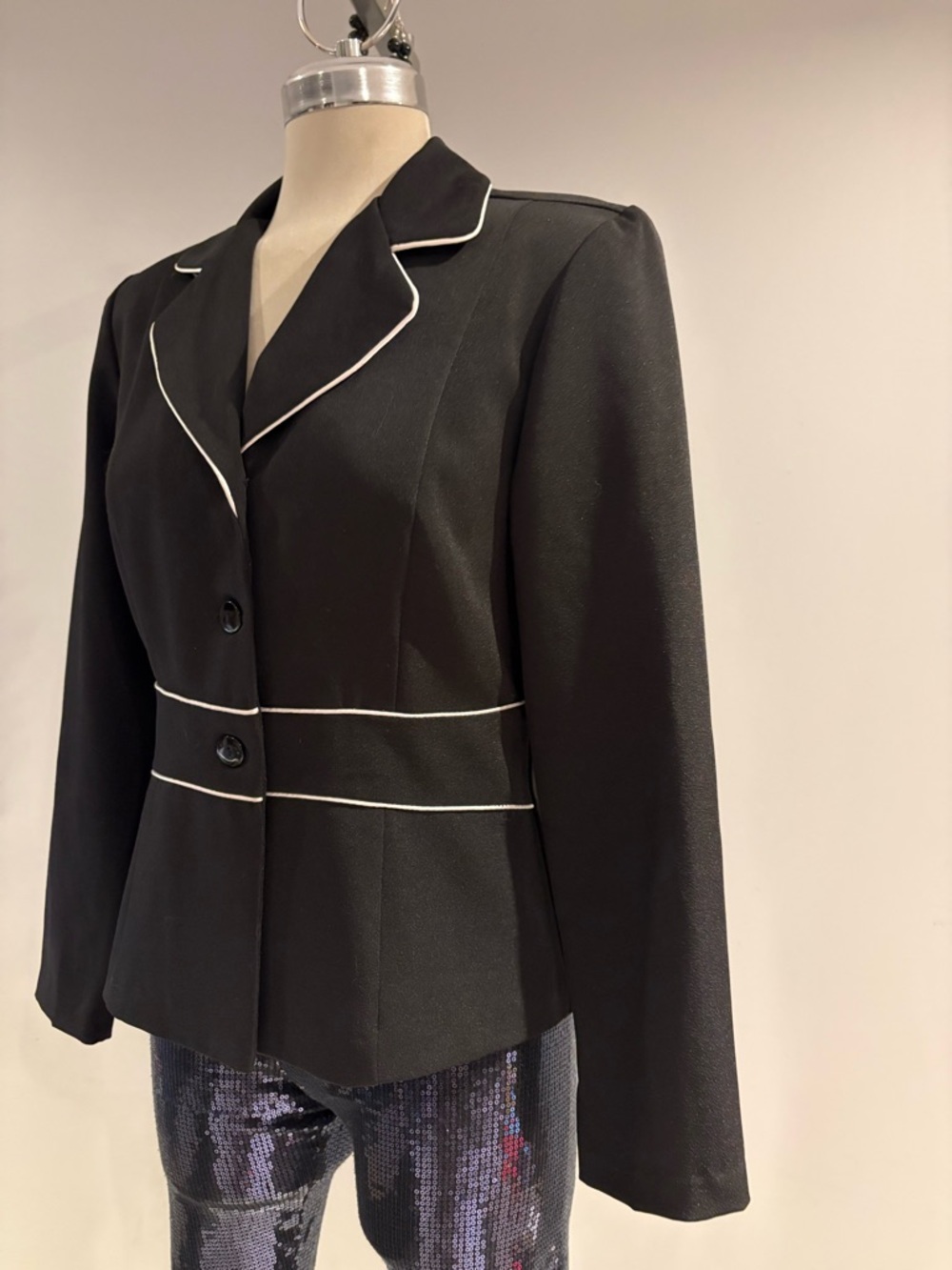 Alyn Paige Black Blazer with White Piping